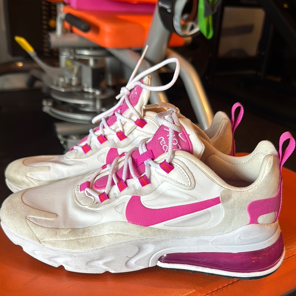 Nike Air Max White and Pink Sneakers